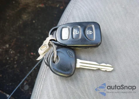 2013 Hyundai Elantra Gls from USA, damaged, VIN 5NPDH4AE0DH287487